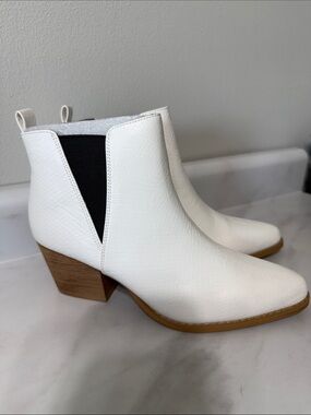 White Chelsea Ankle Boots with Wood Block Heel